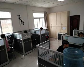 迪諾德萊克辦公環(huán)境|陜西全屋訂制